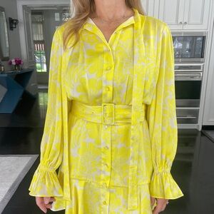 Yellow polyester silk sheen dress with belt